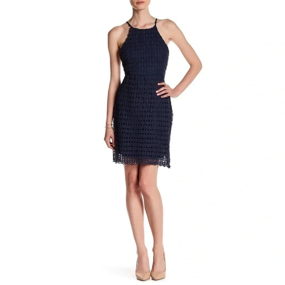 Romeo & Juliet Couture Dresses & Skirts - Romeo & Juliet Couture Navy Woven Crochet Dress S